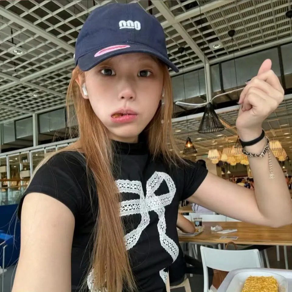 嗜血狂蛛